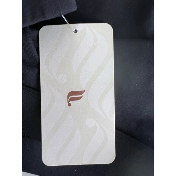 Fabletics 3XLarge Kessler Medium Impact Sports Bra Yoga Pilates Strappy Black - Picture 6 of 11